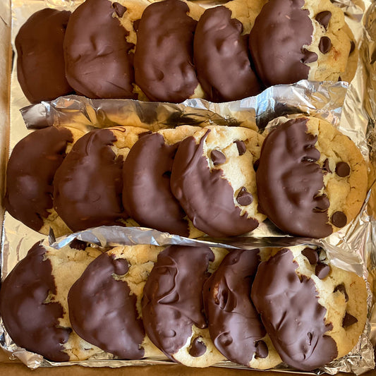 15 Chocolate Dipped Chocolate Chip Cookies (Delivered Monday)