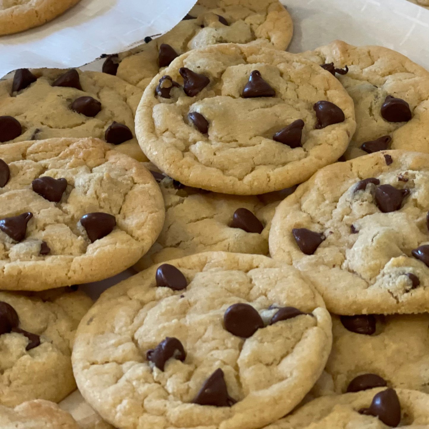 15 Chocolate Chip Cookies (Delivered Friday)